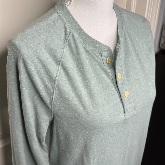 Goodfellow long sleeve size small - Picture 2 of 6